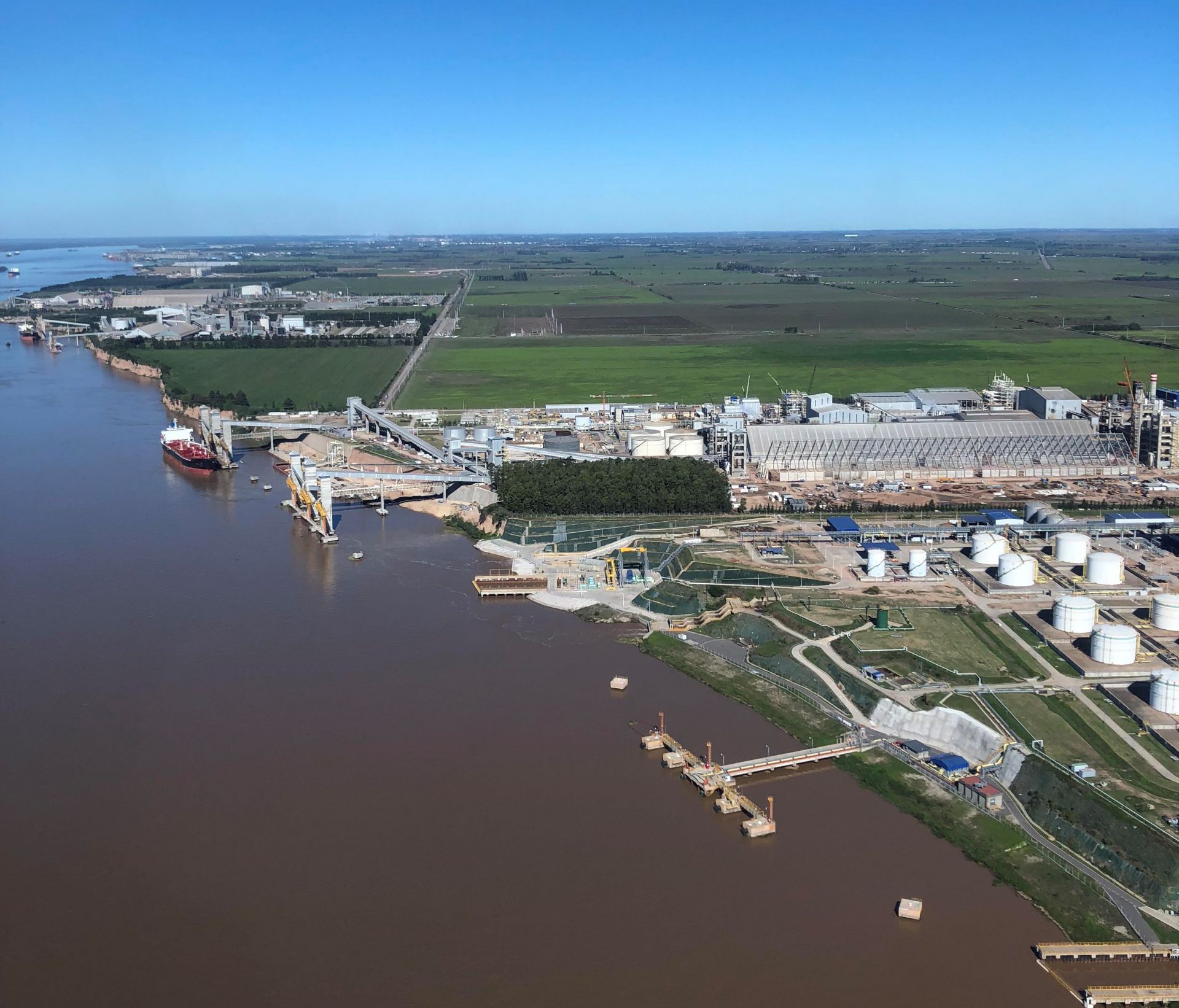 Perspectivas del Transporte Fluvial-Marítimo en la Argentina (Jorge Metz)