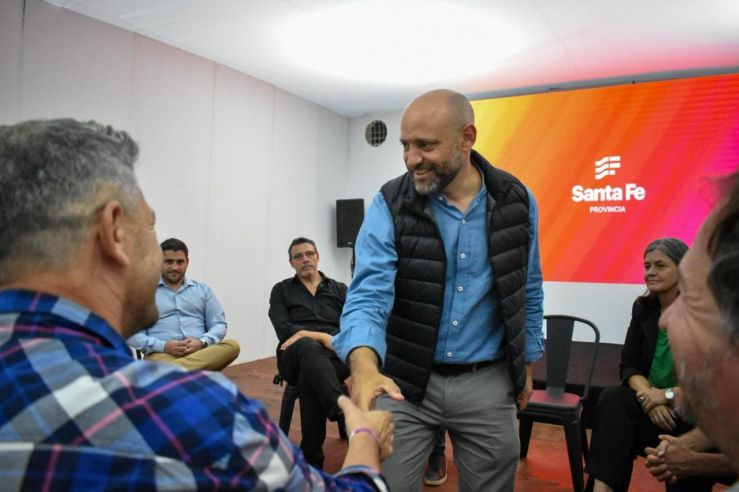 Santa Fe impulsa la recuperación de la lechería con inversión, créditos y apertura de mercados